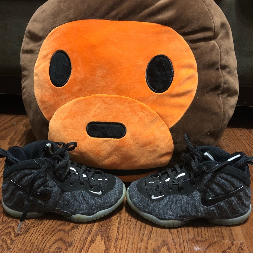 Boys Nike sneakers